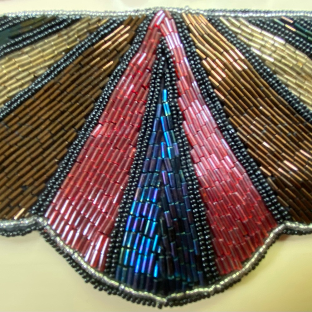 Vintage Beaded belt by La Regale L.T.D. Hand made in China from the 80’s.